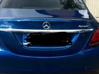 Gebraucht Mercedes C200 150 PS (110 kW) 2019 Blau Limousine