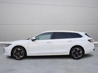 Gebraucht VW Passat Elegance 150 PS (110 kW) 2024 Weiß Kombi