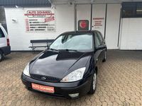 Gebraucht Ford Focus Ghia 116 PS (85 kW) 2002 Schwarz Limousine