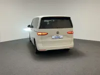Gebraucht VW Multivan Life 150 PS (110 kW) 2026 Weiß Van / Kleinbus