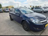 Gebraucht Opel Astra Edition 110 PS (80 kW) 2010 Royal blau (s2) Kombi