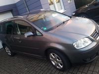 Gebraucht VW Touran 140 PS (102 kW) 2004 Grau Van / Kleinbus