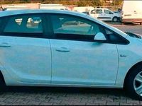 Second-hand Opel Astra 101 CP (74 kW) 2012 Alb Berlinǎ