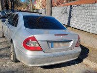 Gebraucht Mercedes E200 183 PS (134 kW) 2008 Silber Limousine