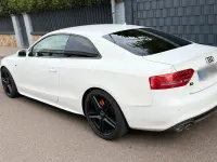 Gebraucht Audi A5 S-Line 2011 Weiß Coupé
