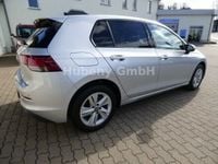 Gebraucht VW Golf VIII Life 131 PS (96 kW) 2020 Silber metallic Limousine