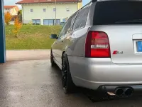 Używany Audi S4 450 KM (330 kW) 2000 Srebrny Kombi