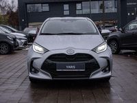 Neu Toyota Yaris Hybrid 92 PS (67 kW) 2026 Silber Limousine