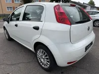 Gebraucht Fiat Punto Basis 69 PS (50 kW) 2017 Bianco divino/zenit/ghiaccio/g Kleinwagen