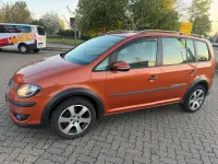 Gebraucht VW Touran Cross 105 PS (77 kW) 2010 Orange Van / Kleinbus