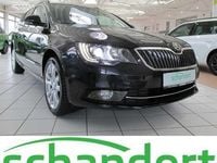 Gebraucht Skoda Superb Exclusive 140 PS (102 kW) 2014 Schwarz metallic Kombi