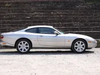 Gebraucht Jaguar XK 284 PS (208 kW) 1999 Silber Coupé