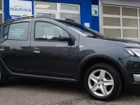 Gebraucht Dacia Sandero Prestige 90 PS (66 kW) 2016 Grau SUV