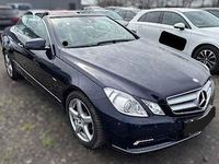 Gebraucht Mercedes E220 Elegance 170 PS (125 kW) 2010 Tansanitblau  metalliclack Cabrio