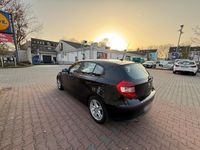 Gebraucht BMW 118 122 PS (89 kW) 2006 Schwarz Kleinwagen