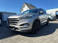 Gebraucht Hyundai Tucson Intro Edition 136 PS (100 kW) 2016 White sand SUV