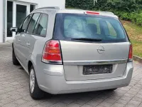 Gebraucht Opel Zafira 140 PS (102 kW) 2006 Beige Van / Kleinbus