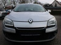 Gebraucht Renault Mégane Expression 116 PS (85 kW) 2013 Grau Limousine