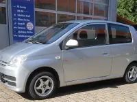 Gebraucht Daihatsu Cuore 58 PS (42 kW) 2006 Silber Kleinwagen