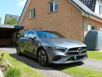 Gebraucht Mercedes A180 Progressive 136 PS (100 kW) 2023 Grau Limousine