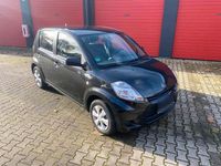 Gebraucht Daihatsu Sirion 69 PS (50 kW) 2007 Schwarz Kleinwagen