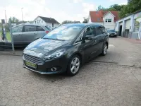 Gebraucht Ford S-MAX Business Edition 179 PS (131 kW) 2016 Grün Van / Kleinbus
