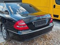 Gebraucht Mercedes E320 Avantgarde 204 PS (150 kW) 2004 Schwarz Limousine