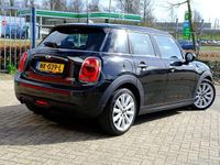 Gebraucht Mini Cooper Business 136 PS (100 kW) 2017 Schwarz Kleinwagen