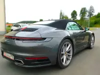 Gebraucht Porsche 992 385 PS (283 kW) 2023 Grau Cabrio