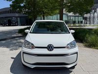 Gebraucht VW up! 65 PS (47 kW) 2021 Weiß Kleinwagen