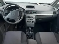 Gebraucht Opel Astra 63 PS (46 kW) 2005 Silber Limousine