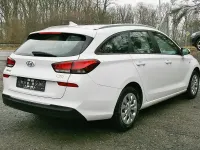 Gebraucht Hyundai i30 Pure 110 PS (80 kW) 2021 Weiß Kombi