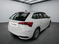 Gebraucht Skoda Scala 116 PS (85 kW) 2024 Weiß Kleinwagen
