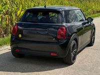 Gebraucht Mini Cooper SE 135 kW (184 PS) 2022 Schwarz Kleinwagen
