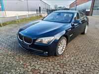 Gebraucht BMW 730 245 PS (180 kW) 2010 Blau Limousine