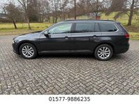 Gebraucht VW Passat 150 PS (110 kW) 2018 Grau Kombi
