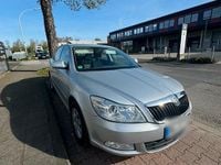 Gebraucht Skoda Octavia Ambiente 102 PS (75 kW) 2009 Silber Limousine