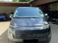 Gebraucht Hyundai Staria Trend 177 PS (130 kW) 2023 Grau Van / Kleinbus