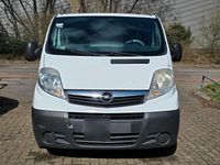Gebraucht Opel Vivaro 114 PS (83 kW) 2012 Weiß Van / Kleinbus