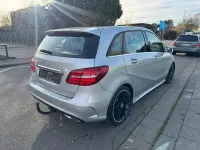 Gebraucht Mercedes B200 AMG line 136 PS (100 kW) 2019 Silber Kleinwagen