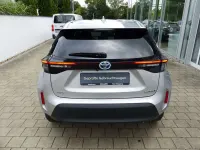 Gebraucht Toyota Yaris Cross 116 PS (85 kW) 2023 Silber SUV