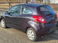Gebraucht Ford Ka 70 PS (51 kW) 2015 Schwarz Kleinwagen