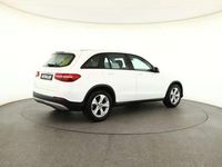 Gebraucht Mercedes GLC250 204 PS (150 kW) 2018 Unilack polarweiß SUV