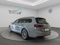 Gebraucht VW Passat Business 150 PS (110 kW) 2023 Mondsteingrau Kombi