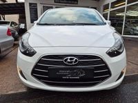 Gebraucht Hyundai ix20 Passion 90 PS (66 kW) 2017 Weiß Kleinwagen