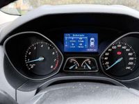 Second-hand Ford Focus 150 CP (110 kW) 2012 Roșu Break