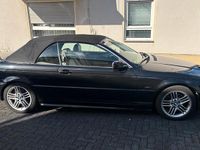 Gebraucht BMW 330 Sport Line 231 PS (169 kW) 2002 Schwarz Cabrio