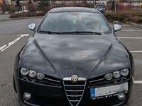 Gebraucht Alfa Romeo 1750 Ti 200 PS (147 kW) 2012 Schwarz Limousine