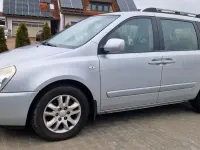 Gebraucht Kia Carnival 183 PS (134 kW) 2008 Silber Van / Kleinbus