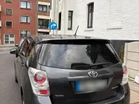 Gebraucht Toyota Verso 132 PS (97 kW) 2011 Grau Van / Kleinbus